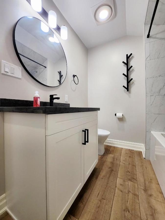 The Cozy Cove Modern King-Bedroom Full Apartment Saint Catharines Exterior photo